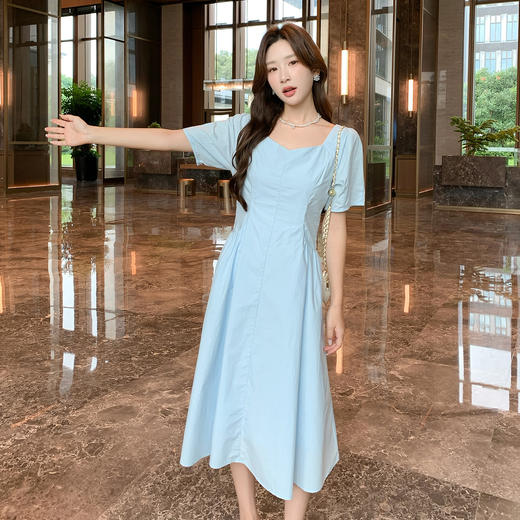 奢姿大码女装2025夏季方领气质裙子胖妹妹褶皱设计时尚通勤连衣裙9952869625 商品图1