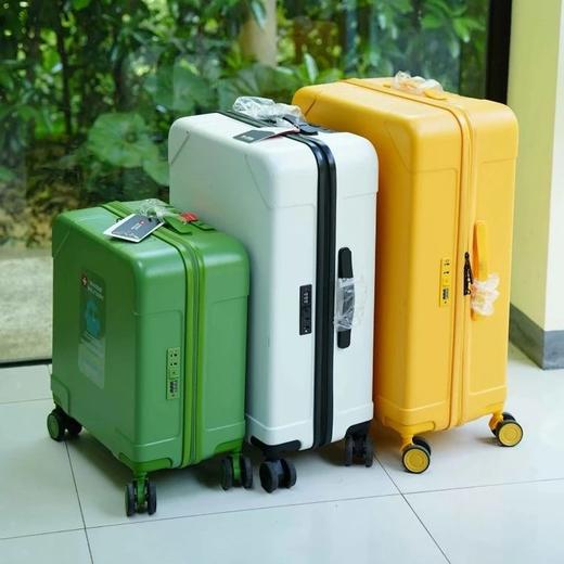 SWISSMILITARY瑞士军工行李箱瑞士百年高端户外品牌密码锁设计PC磨砂材质坚韧结实耐摔全铝拉杆静音万向轮丝滑流畅省劲基地直邮 商品图0