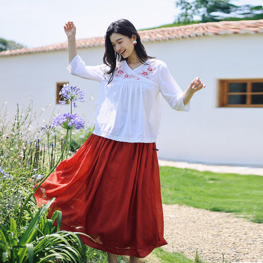 绽放432朵/【复活款·2010年绣花小衫】轻柔棉交叉V领七分袖T恤女 商品图1