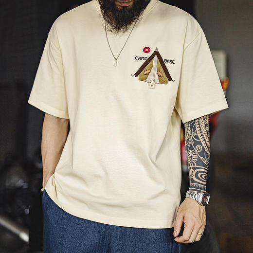 马登工装美式创意刺绣T恤米白色纯棉重磅半袖螺纹领口短袖男夏季 商品图4