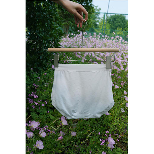 【3条装】轻塑镂空提花内裤 轻薄冰丝 高弹细腻 蚕丝底裆 舒适透气不闷汗 商品图4