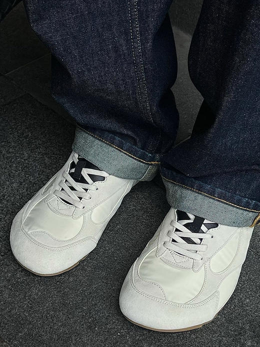 现货 THS-限时 BV家 情侣款 新款复古阿甘运动鞋 4色 QZ113 商品图4