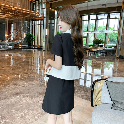 奢姿大码女装2025夏季气质POLO领两件套胖妹妹撞色时尚通勤套装9952902968 商品图3