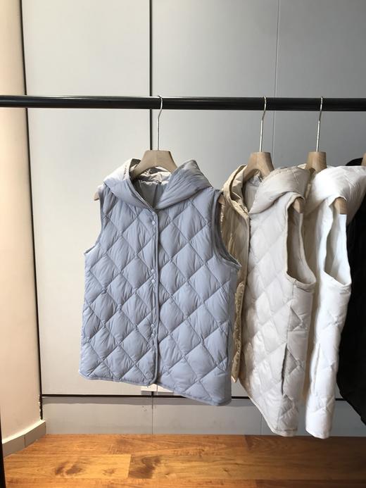 少量！特！反季清仓！无退换！特品质价格都优秀！90%白鸭绒连帽羽绒服马甲！ 商品图0