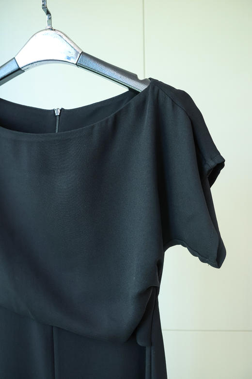 优雅代号|高级感修身醋酸连衣裙 商品图1