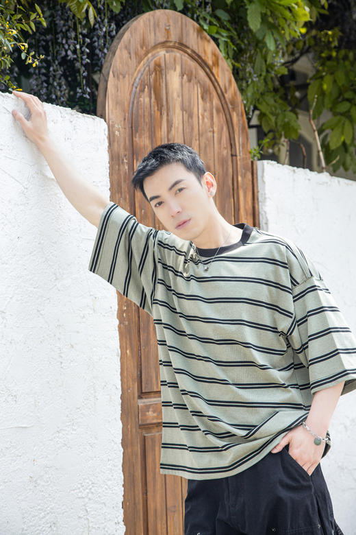 W522812358条纹短袖T恤 商品图3