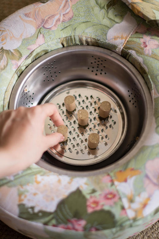 坐着祛湿🔥 品牌直发 | 明星同款👉【古法艾灸蒲团坐垫】💕 在家就能做艾灸の养生好物❗ 每天灸一次，灸走一年湿👍 实木非低版♨ 商品图6