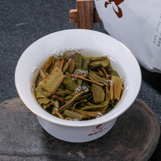 [买7送1]2025《纵横》古树春茶 357克*1饼 生茶 商品图5