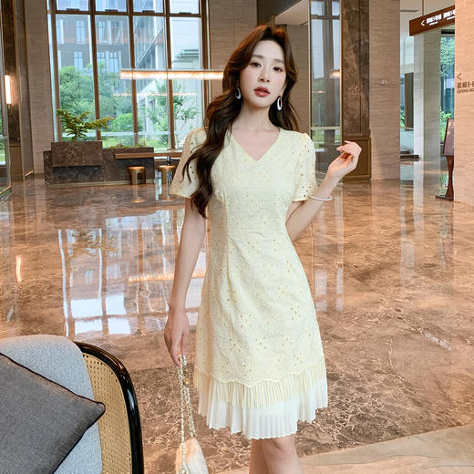 奢姿大码女装2025夏季减龄流苏设计连衣裙胖妹妹气质拼接圆领裙子9952858435【1】 商品图1