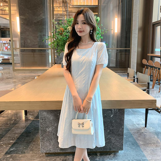 奢姿大码女装2026年夏装时尚褶皱方领连衣裙胖妹妹减龄纹理裙子9952894073 商品图4
