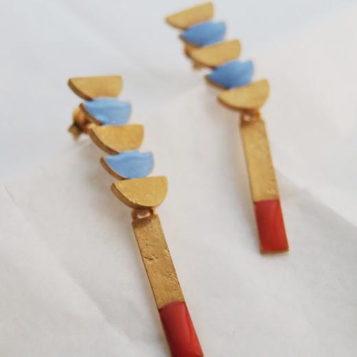 订购6周到｜Joidart-SOMNI-几何拼接 蓝红撞色 珐琅 长吊坠 耳环［西班牙设计师］ 商品图2