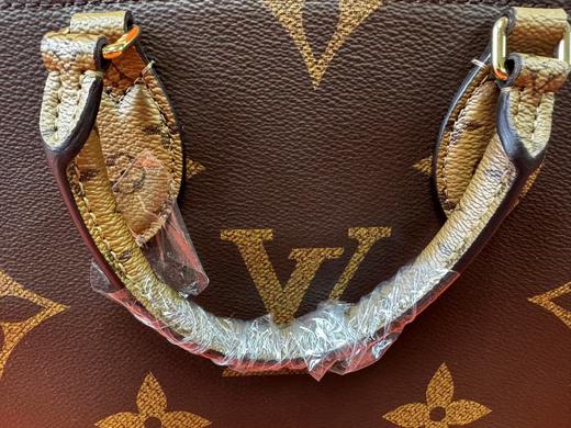 LOUIS VUITTON ONTHEGO 经典老花 帆布涂层 托特包Tote包购物袋手提单肩包 迷你 女款 棕色/焦糖色拼色 商品图6