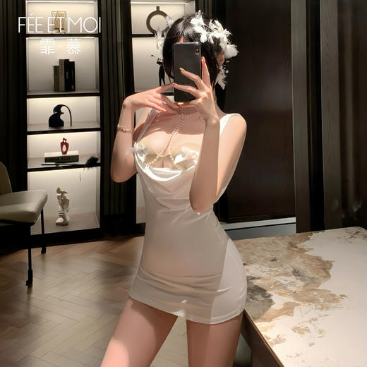 【情趣内衣】霏慕 神秘维纳斯胸链包臀裙7887 商品图1