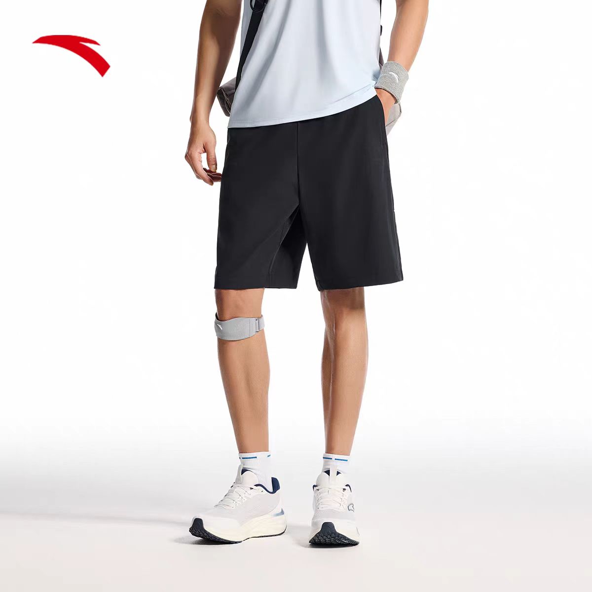 安踏综训系列 梭织运动短裤男夏季新款吸湿速干训练五分裤子152527534