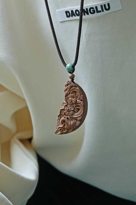 老山檀香【龙凤佩】吊坠 商品图5