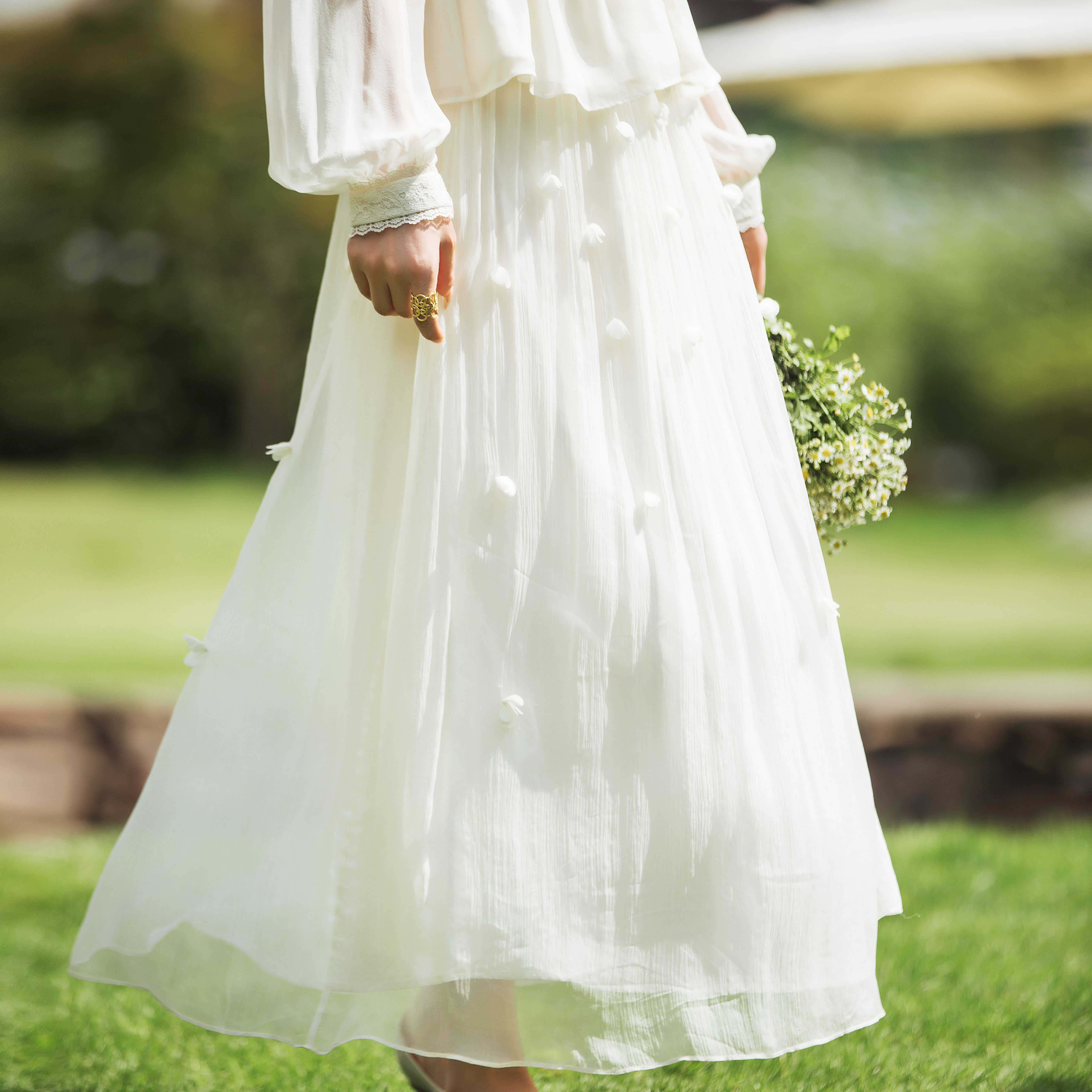 【林栖设计小店】桑蚕丝半身裙立体花朵飘逸气质2025秋季新款宽松裙子女1953028