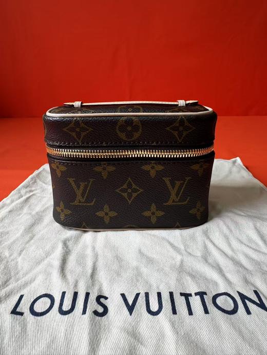 LOUIS VUITTON NICE NANO 经典老花拉链开合 涂层帆布拼牛皮革饰边 收纳包化妆手提包 超迷你 女款 棕色 商品图7