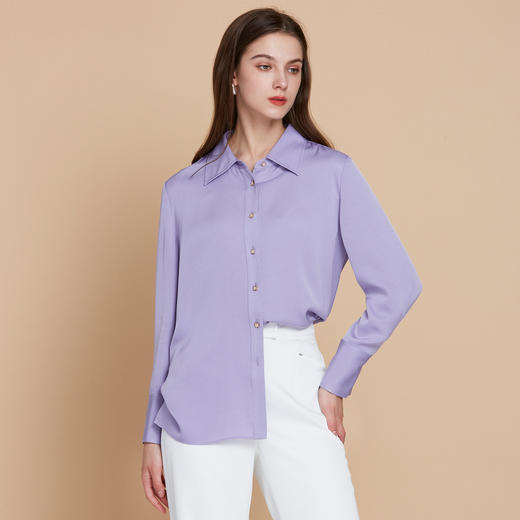 EITIE爱特爱秋季新款气质精致通勤OL百搭直筒显瘦紫色衬衫7909601 商品图3
