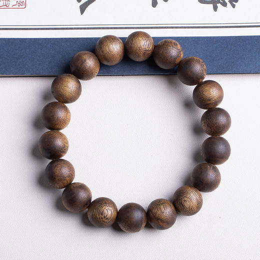 xy0424，12.5mm沉香素串单圈手串 商品图3