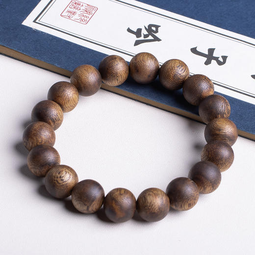 xy0424，12.5mm沉香素串单圈手串 商品图5