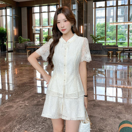 奢姿大码女装2025夏季气质立领蕾丝两件套胖妹妹时尚减龄短袖套装9952953468 商品图4