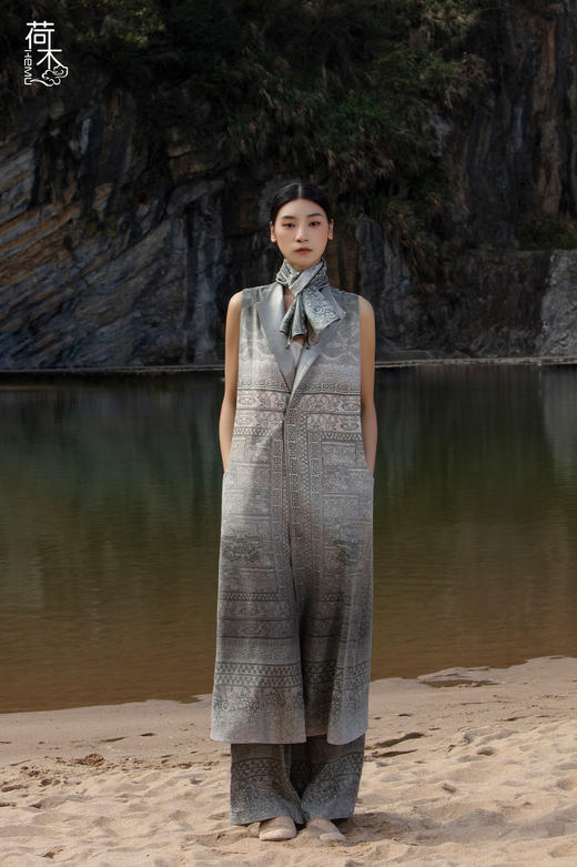 荷木HEMU丨忆良渚·长马甲 商品图0