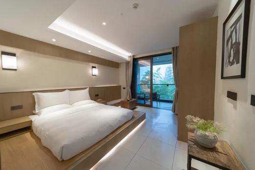 暑期特惠❗️全球十大必睡民宿🎐【坐忘森林·青城山/雅安云峰寺2店通用】周末不加价
🏞️私人管家服务，打卡隐奢假期！ 商品图7