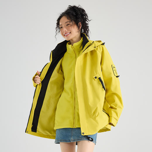 【因双11爆仓，预售3-7天内发】【反季清仓，限时钜惠】【防水防污，聚暖防寒】秋冬季男女款户外可拆卸三合一防风衣石墨烯抓绒内胆徒步登山服防风防水外套 商品图10