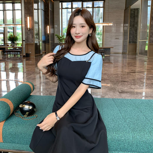 奢姿大码女装2026夏季气质显瘦拼接撞色假两件设计感收腰连衣裙9952802942A 商品图2