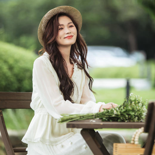 【林栖设计小店】真丝衫拼蕾丝花边优雅气质修身显瘦2025秋季新款上衣女1953048 商品图2