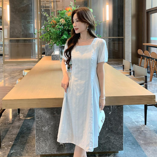 奢姿大码女装2026年夏装时尚褶皱方领连衣裙胖妹妹减龄纹理裙子9952894073 商品图1