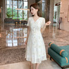 奢姿大码女装2025夏季减龄镂空温柔印花连衣裙胖妹妹时尚V领裙子9952890418 商品缩略图1