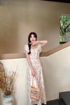 Stay2Weeks 法式浪漫碎花连衣裙 20867