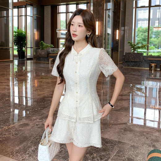 奢姿大码女装2025夏季气质立领蕾丝两件套胖妹妹时尚减龄短袖套装9952953468 商品图2