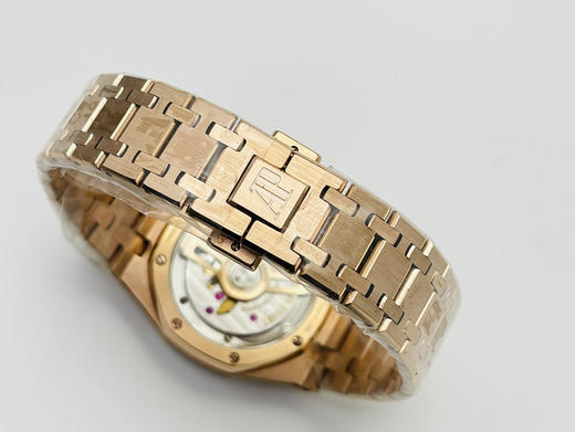 Noob official➕新女款AP 爱彼皇家橡树系列77350 77351型号机械腕表！直径34mm。搭载Calibre 5800自动上链机芯，采用该款式特别设计的玫瑰金自动摆陀（零故障）‼️‼️ 商品图11