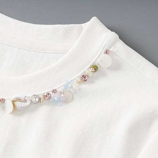 「高货wl」全新升级【铂金会员183/天猫239/差价56】(02802)洛诗琳时髦海螺钉珠圆领T恤2025夏季新款修身显瘦通勤上衣 商品图2