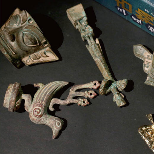 【三星堆文物摆件·树脂材质】青铜立人像青铜人头像面具手办摆件 商品图3