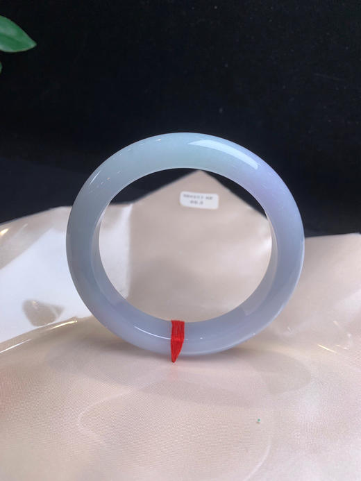 620397，60.5紫罗兰，整圈带紫罗兰底色，隐约略带些浅绿交织在一起，底妆细腻 商品图2