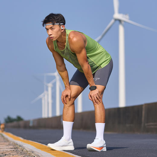 多威跑步背心男夏季新款专业运动背心透气无袖T恤2152001 商品图3