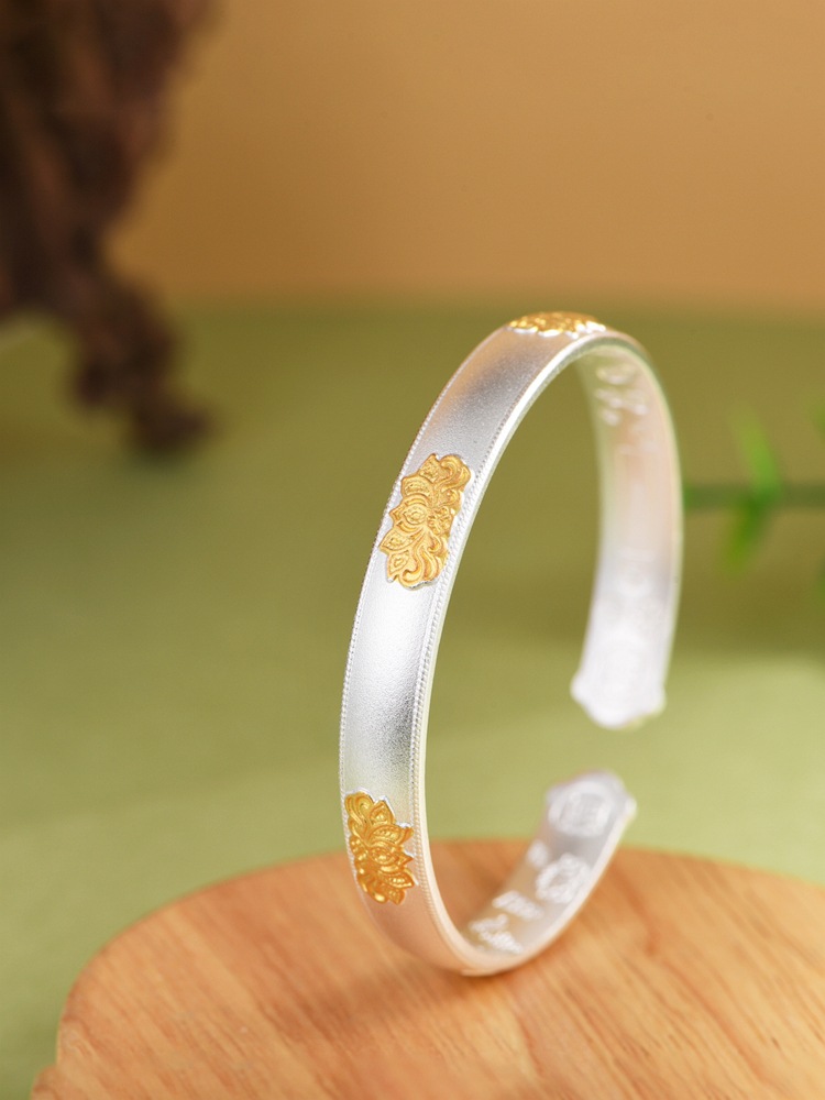 i22VifOtztSBuvrAbg2SeVzEScuhvXY8IZlc