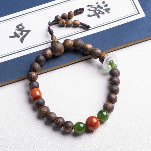 xy0409，沉香+南红碧玉非洲翠转运手串 商品图3