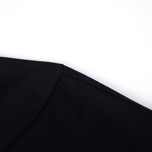 【新品上新】HX 夏季圆领短袖T恤合体S102522860101/02 商品图5