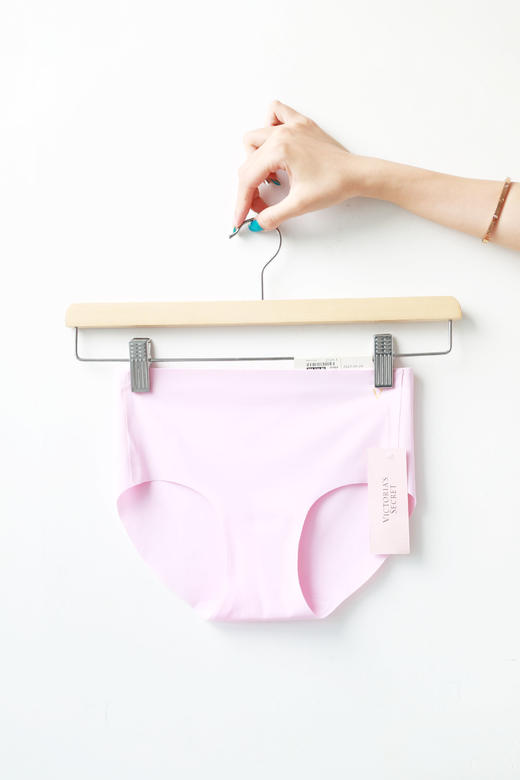 粉粉的原盒，一盒三条入。侧边金标内档全棉无痕内衣内裤C070358 商品图4