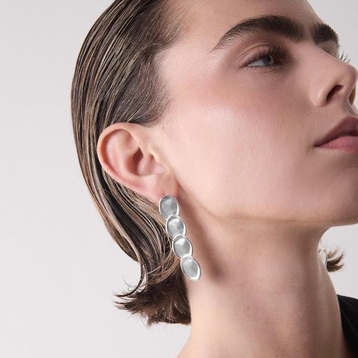 订购6周到｜Joidart-CALA-银色 随形片 长吊坠 耳环［西班牙设计师］ 商品图2