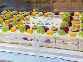 方盒蛋糕（28个；一层水果夹心）应季水果随机搭配