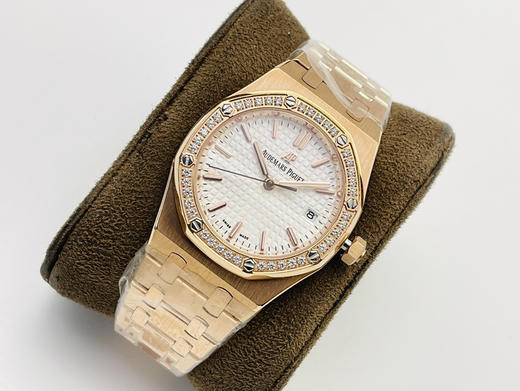 Noob official➕新女款AP 爱彼皇家橡树系列77350 77351型号机械腕表！直径34mm。搭载Calibre 5800自动上链机芯，采用该款式特别设计的玫瑰金自动摆陀（零故障）‼️‼️ 商品图14