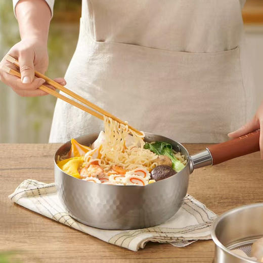 日本八奈司纯钛雪平锅 轻巧全能 不易生锈变形 烹饪效率翻倍 商品图3