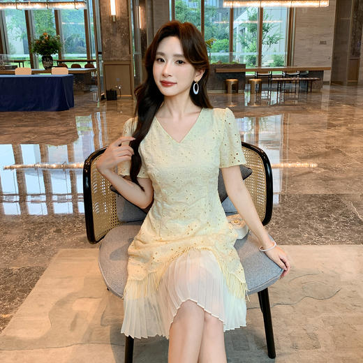 奢姿大码女装2025夏季减龄流苏设计连衣裙胖妹妹气质拼接圆领裙子9952858435【1】 商品图0