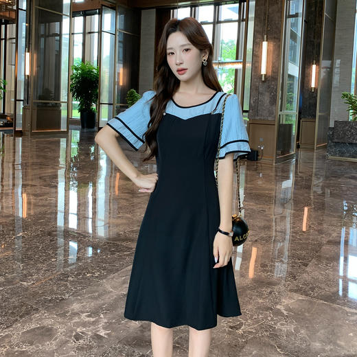奢姿大码女装2026夏季气质显瘦拼接撞色假两件设计感收腰连衣裙9952802942A 商品图4