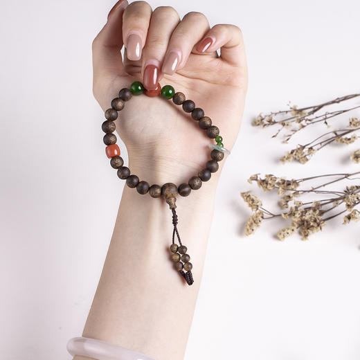 xy0409，沉香+南红碧玉非洲翠转运手串 商品图6